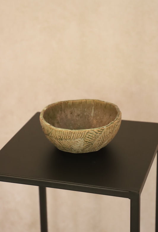 Fuente cerámica hojas de palmera